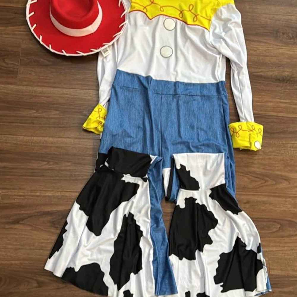 Women’s Jessie Costume